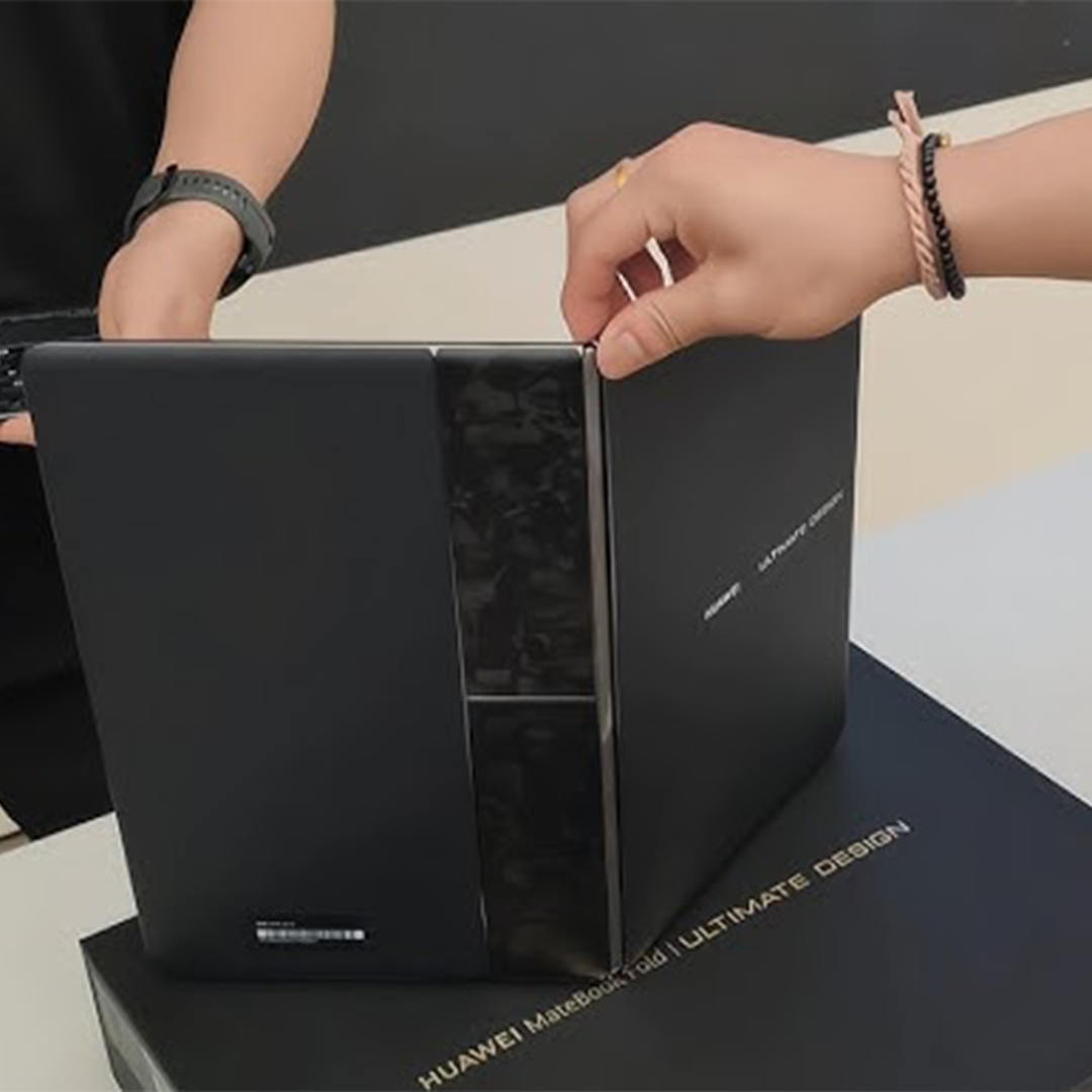Huawei Matebook Fold Ultimate Design